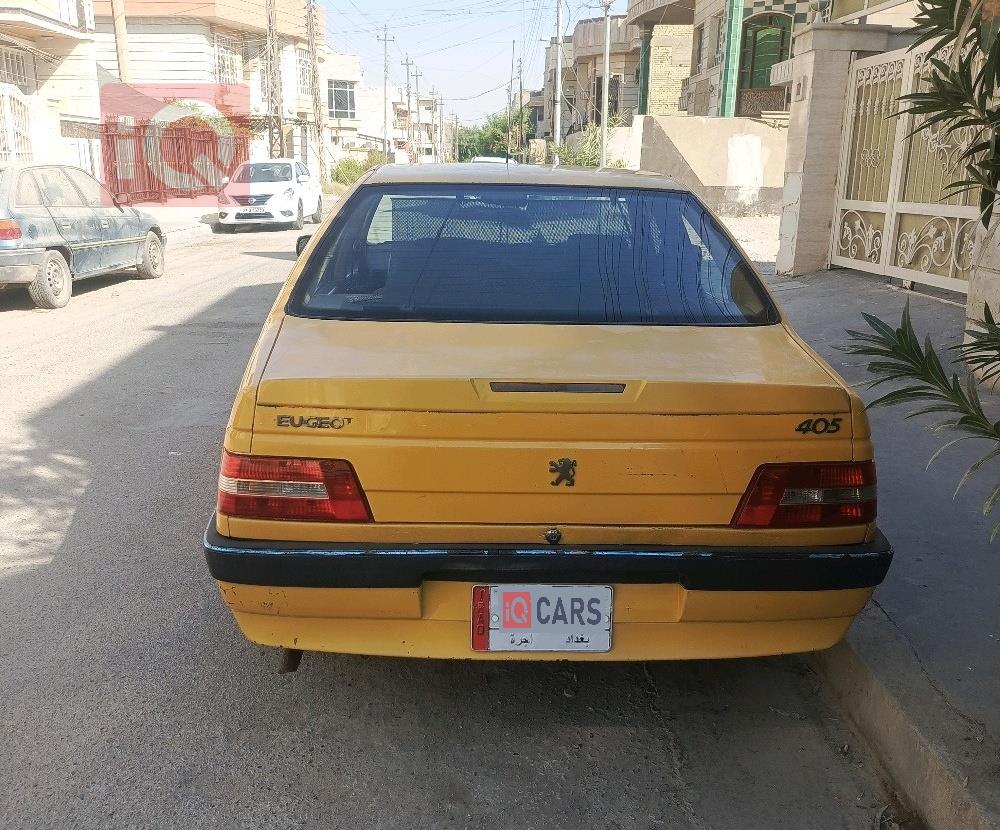 Peugeot 405